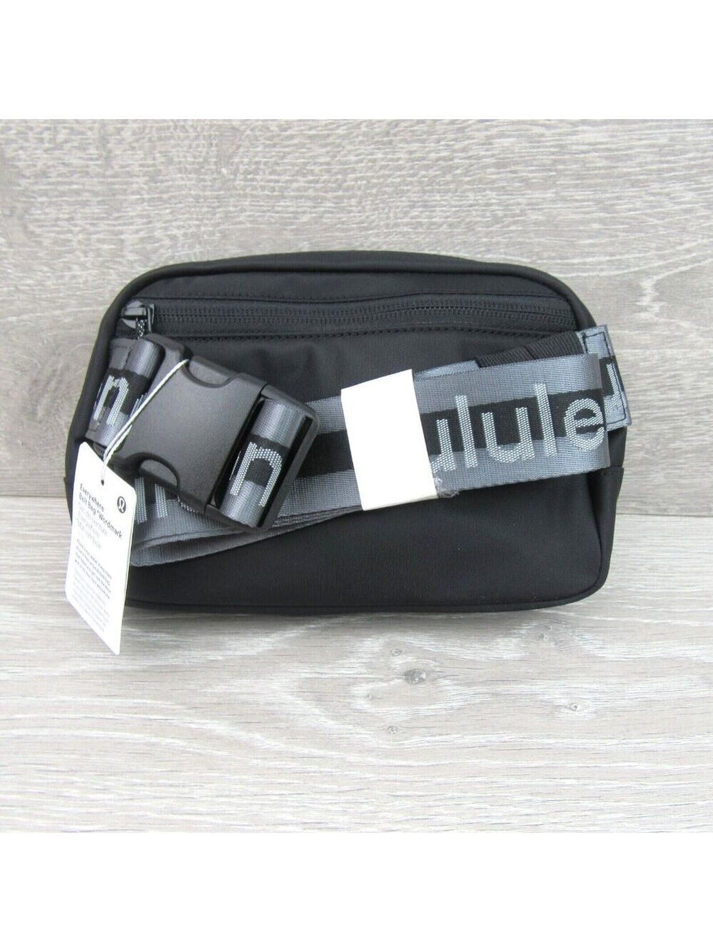 Lululemon Everywhere Belt Bag "Wordmark" Black (1L) Travel Vacation NEW - Picture 6 of 16